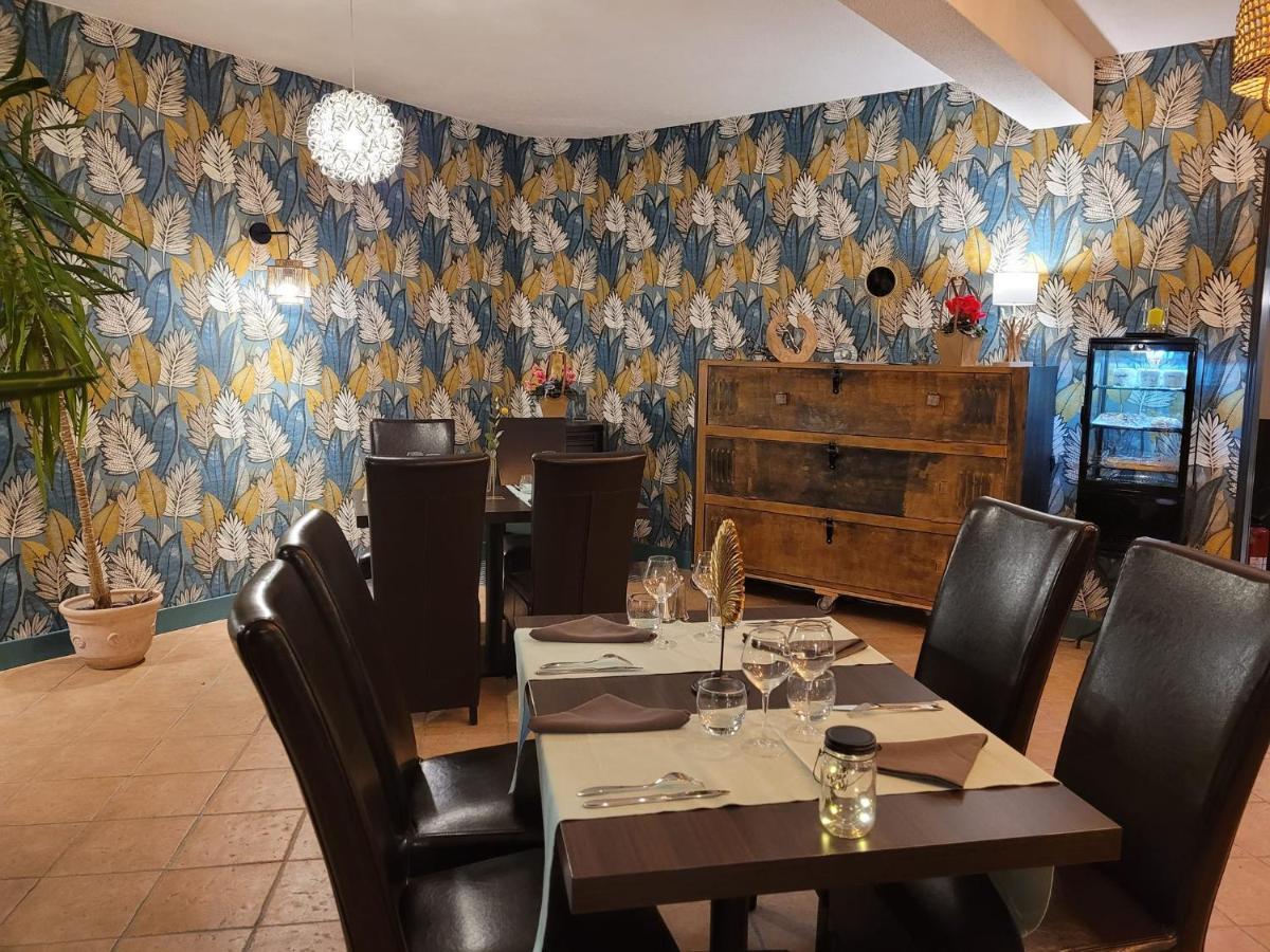 Logis Hotel Restaurant L'Escapade Lamastre Esterno foto